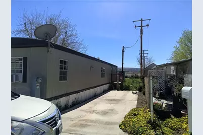 2100 Soapmine Road #44, Barstow, CA 92311 - Photo 4