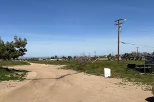 6677 Snow Line, Phelan, CA 92371 - Photo 24