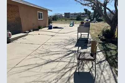 6677 Snow Line, Phelan, CA 92371 - Photo 20