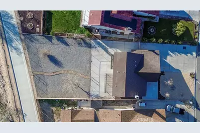 13395 Driftwood Drive, Victorville, CA 92395 - Photo 38