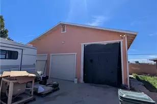 11937 Lee, Adelanto, CA 92301 - Photo 24