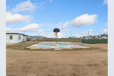 21637 Del Oro, Apple Valley, CA 92308 - Photo 8