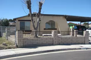 2040 Yosemite Dr, Barstow, CA 92311 - Photo 1