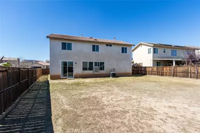 13816 Grant, Oak Hills, CA 92344 - Photo 34