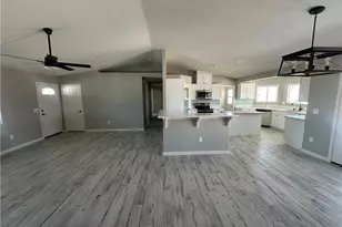 15009 Temecula Rd, Apple Valley, CA 92307 - Photo 10