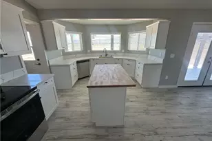 15009 Temecula Rd, Apple Valley, CA 92307 - Photo 14