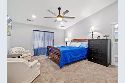 24162 Shoshone Road, Apple Valley, CA 92307 - Photo 16