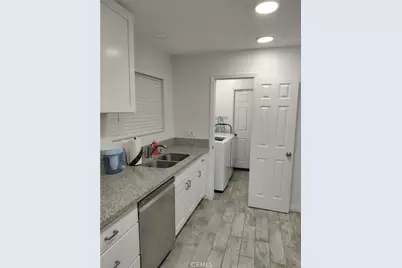 27209 Outrigger #B, Helendale, CA 92342 - Photo 10