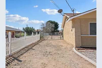 17403 Sultana Street, Hesperia, CA 92345 - Photo 36