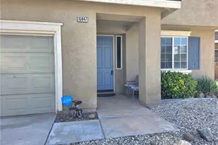 15647 Choctaw Ct, Victorville, CA 92395 - Photo 4