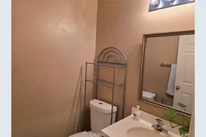 15647 Choctaw Court, Victorville, CA 92395 - Photo 14