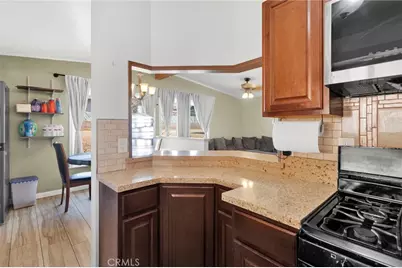 16824 Crestview, Victorville, CA 92395 - Photo 14