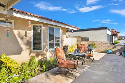 18310 Niagara, Victorville, CA 92395 - Photo 6