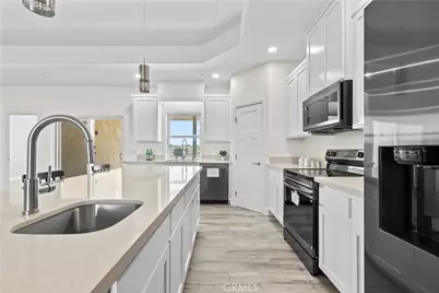 18826 Valencia, Hesperia, CA 92345 - Photo 18