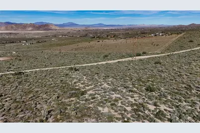 713 Kinglet Road, Apple Valley, CA 92308 - Photo 6