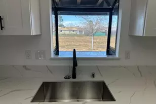 22134 Broken Lance, Apple Valley, CA 92307 - Photo 6