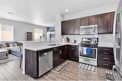 8179 Taft, Oak Hills, CA 92344 - Photo 14