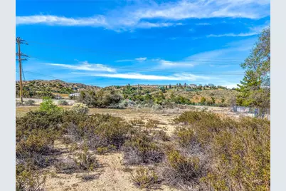 3407 Hwy 2, Pinon Hills, CA 92372 - Photo 48