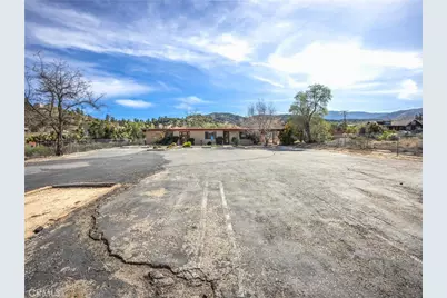 3407 Hwy 2, Pinon Hills, CA 92372 - Photo 6