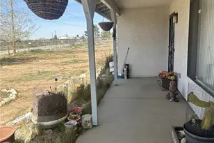 9239 Joshua, Apple Valley, CA 92308 - Photo 6
