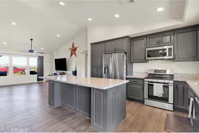 23661 Laurel, Apple Valley, CA 92308 - Photo 6