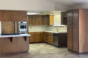 21186 Standing Rock Ave, Apple Valley, CA 92307 - Photo 8