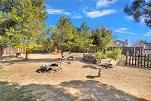 19149 San Jacinto Way, Apple Valley, CA 92308 - Photo 40