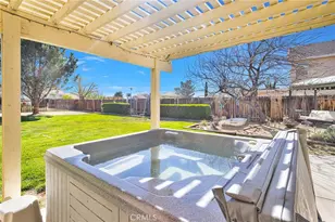 19149 San Jacinto Way, Apple Valley, CA 92308 - Photo 36