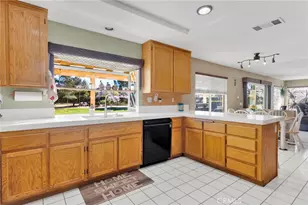 19149 San Jacinto Way, Apple Valley, CA 92308 - Photo 8