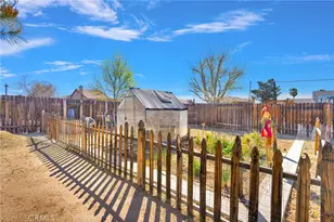 19149 San Jacinto Way, Apple Valley, CA 92308 - Photo 44