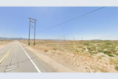 1 Hidden Springs Rd, Newberry Springs, CA 92365 - Photo 2