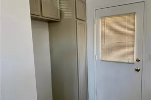 14118 Rosewood Dr, Hesperia, CA 92344 - Photo 8