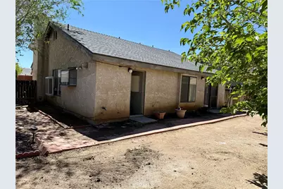 14118 Rosewood Drive, Hesperia, CA 92344 - Photo 18