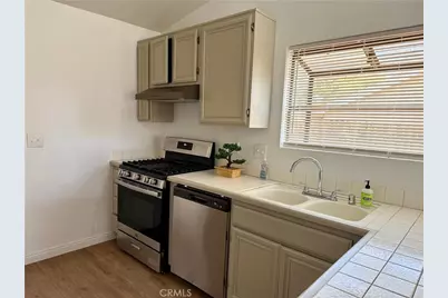 14118 Rosewood Drive, Hesperia, CA 92344 - Photo 6