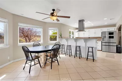 16783 Mission, Hesperia, CA 92345 - Photo 14