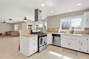 16783 Mission, Hesperia, CA 92345 - Photo 20