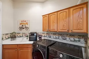 19330 Galloping Hill, Apple Valley, CA 92308 - Photo 20