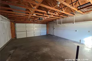 15501 Via Bahia St, Hesperia, CA 92345 - Photo 16