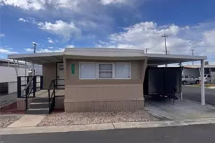 260 N Lyon Ave, Hemet, CA 92543 - Photo 1