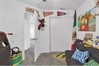 13277 Thornwood Court, Victorville, CA 92392 - Photo 18