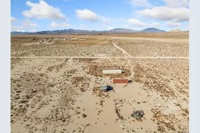 37023 Rabbit Springs Road, Lucerne Valley, CA 92356 - Photo 2