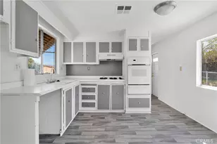 20683 Waalew, Apple Valley, CA 92307 - Photo 10