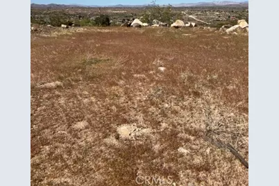 5437 Davis Way, Yucca Valley, CA 92284 - Photo 8