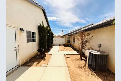 17389 Central Road, Apple Valley, CA 92307 - Photo 22