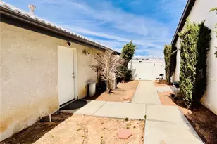 17389 Central Rd, Apple Valley, CA 92307 - Photo 32