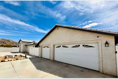 17389 Central Road, Apple Valley, CA 92307 - Photo 22