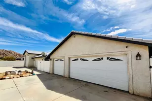 17389 Central Rd, Apple Valley, CA 92307 - Photo 22