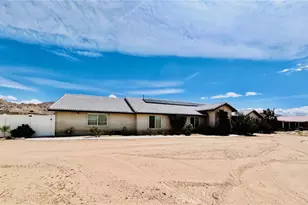 17389 Central Rd, Apple Valley, CA 92307 - Photo 10