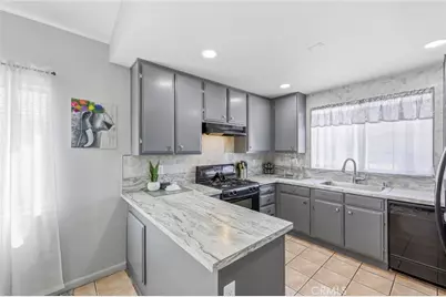 12441 Datewood, Victorville, CA 92395 - Photo 10