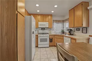 13886 San Gorgonio, Victorville, CA 92392 - Photo 4